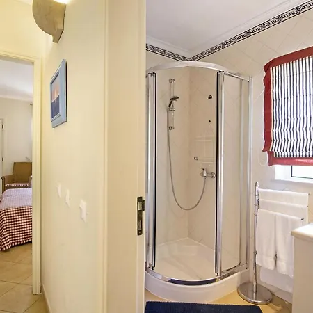 Quintus Court Villa *